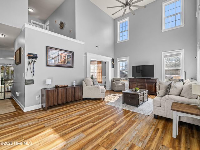 500 Sea Grass Court, Swansboro, NC 28584