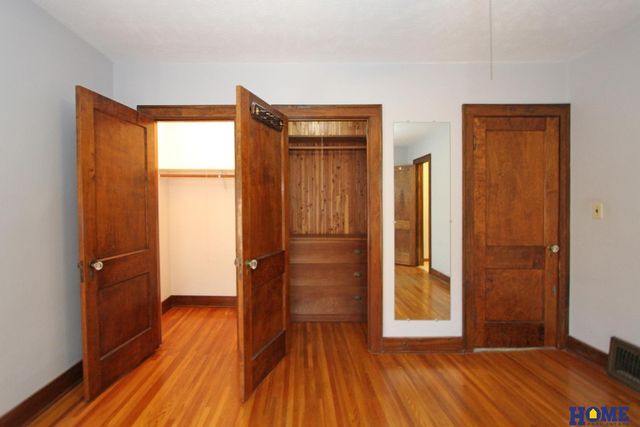 2941 Jackson Drive, Lincoln, NE 68502