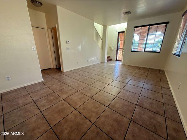 3832 W GLASS Lane, Phoenix, AZ 85041