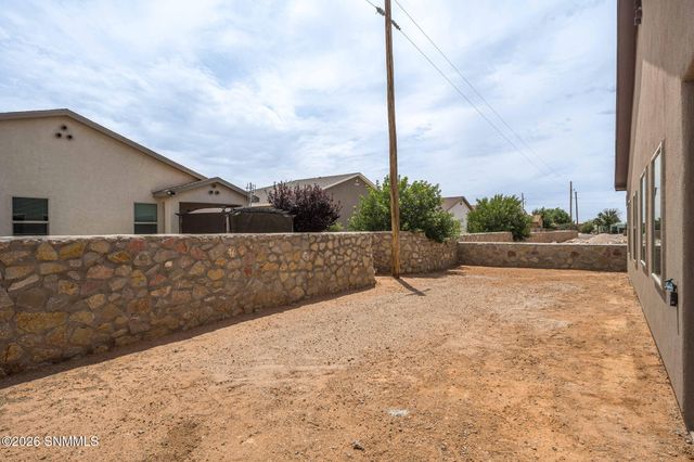 5922 Diaz Loop, Las Cruces, NM 88012
