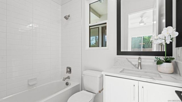 16925 Old Coach Rd, Poway, CA 92064