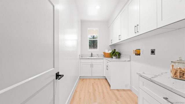 16925 Old Coach Rd, Poway, CA 92064