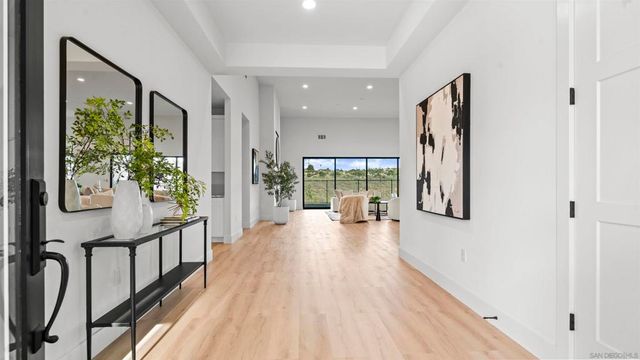 16925 Old Coach Rd, Poway, CA 92064