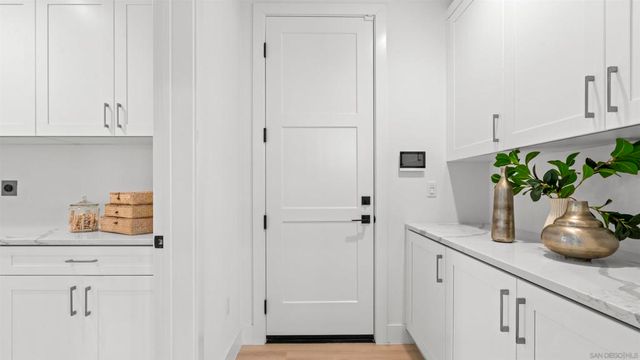 16925 Old Coach Rd, Poway, CA 92064