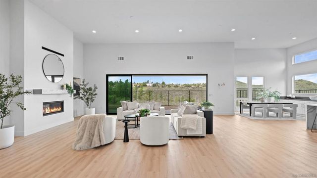 16925 Old Coach Rd, Poway, CA 92064