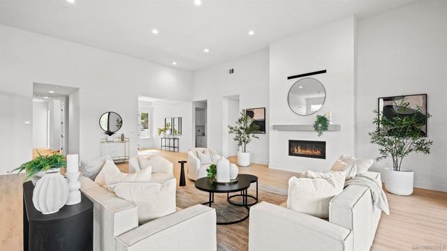 16925 Old Coach Rd, Poway, CA 92064