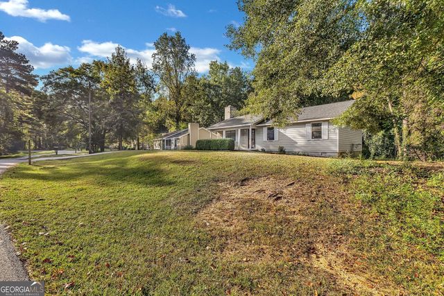 565 Lacebark Drive, Macon, GA 31220