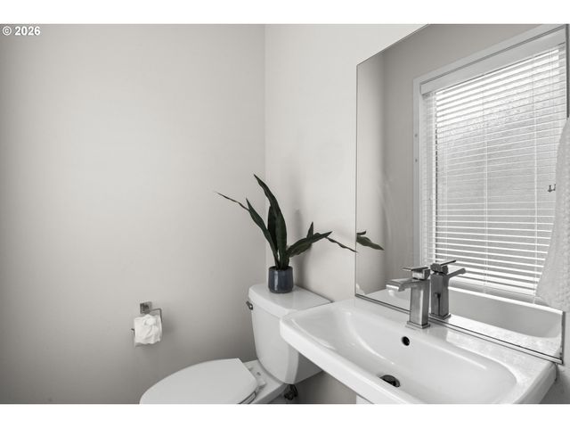 6642 Se 16TH Ave, Portland, OR 97202