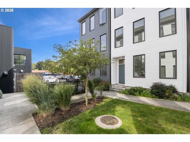 6642 Se 16TH Ave, Portland, OR 97202