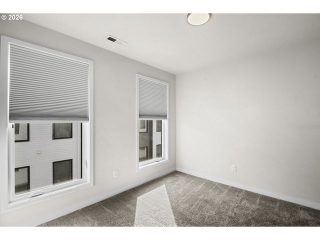 6642 Se 16TH Ave, Portland, OR 97202