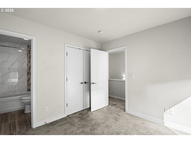 6642 Se 16TH Ave, Portland, OR 97202