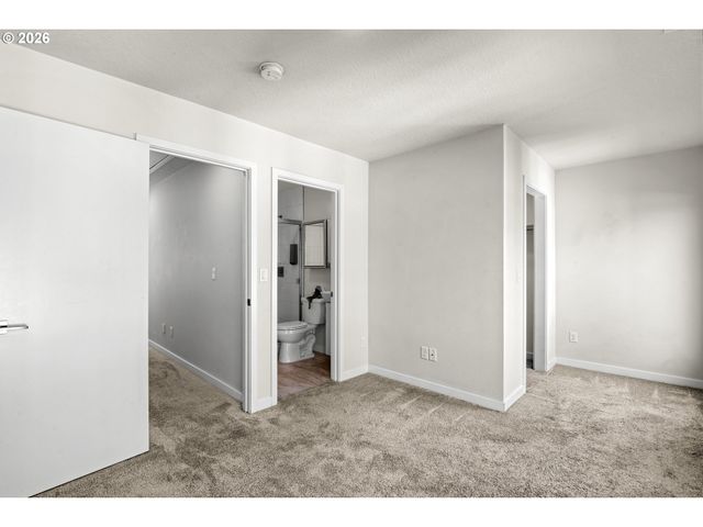 6642 Se 16TH Ave, Portland, OR 97202