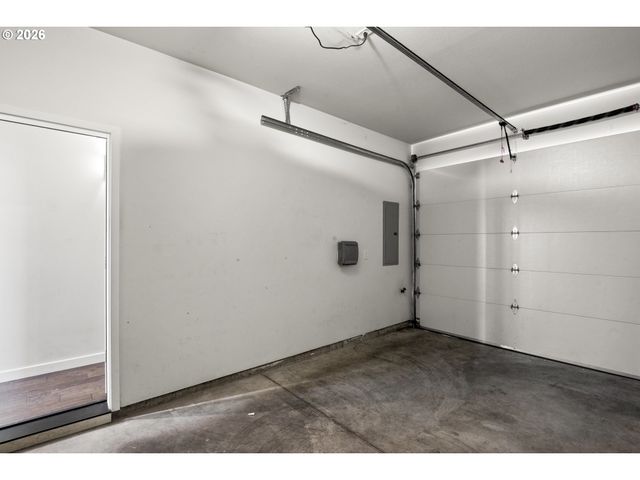 6642 Se 16TH Ave, Portland, OR 97202