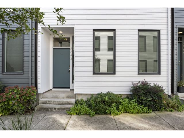 6642 Se 16TH Ave, Portland, OR 97202