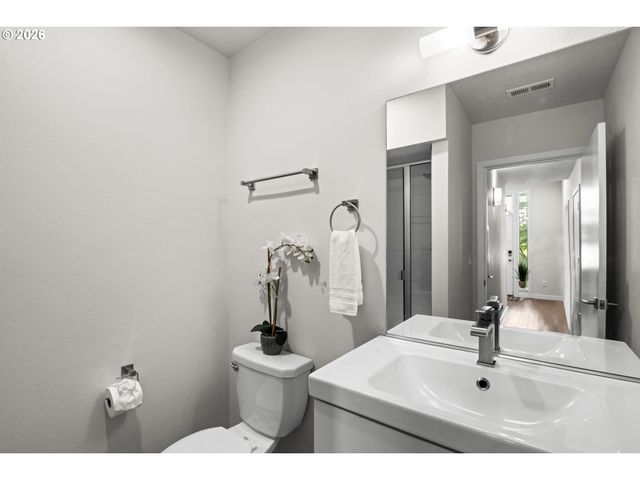 6642 Se 16TH Ave, Portland, OR 97202
