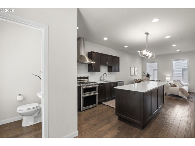 6642 Se 16TH Ave, Portland, OR 97202