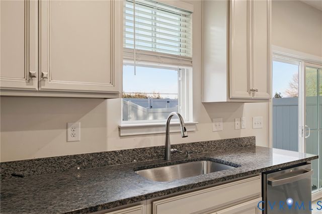 4124 Jefferson Ridge Dr, Chesterfield, VA 23112