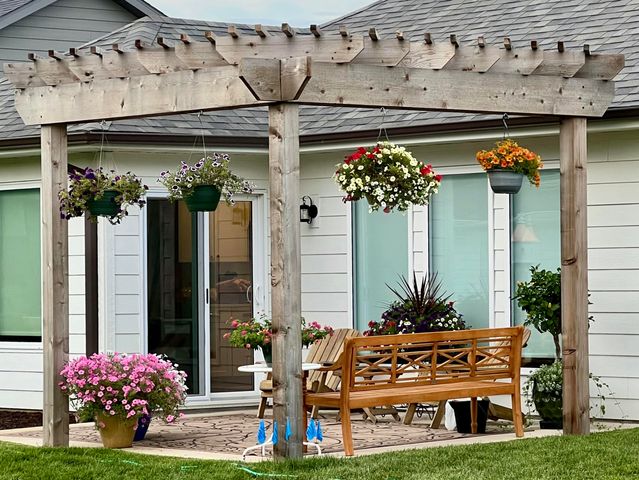 601 TOMAHAWK DR, Columbia, MO 65203