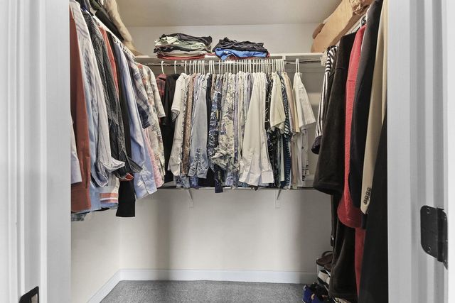 601 TOMAHAWK DR, Columbia, MO 65203