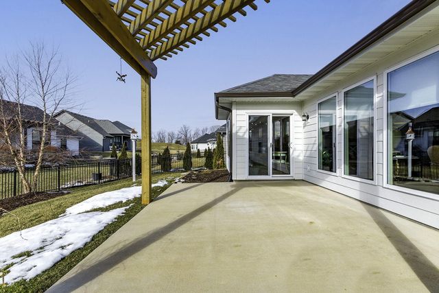 601 TOMAHAWK DR, Columbia, MO 65203