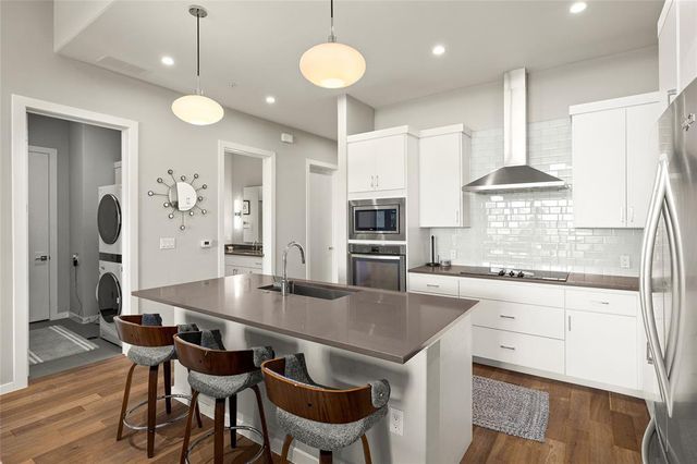 5921 Hiline RD 2404, Austin, TX 78734