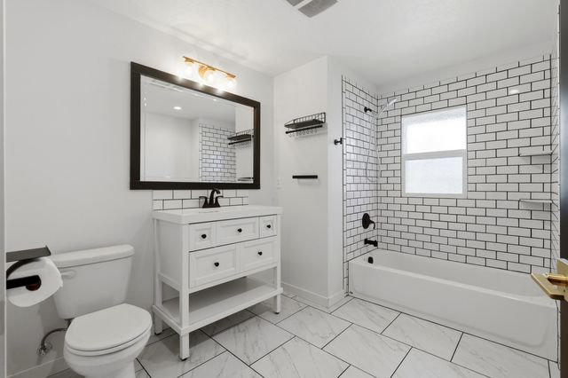 1627 W Courtland Ave, Spokane, WA 99205