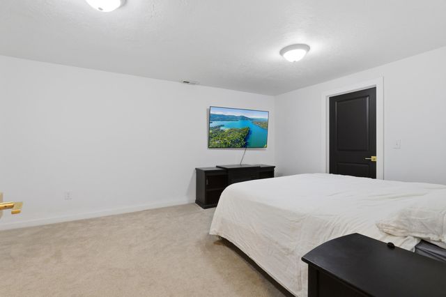 1627 W Courtland Ave, Spokane, WA 99205