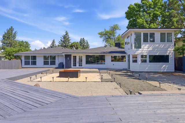 1627 W Courtland Ave, Spokane, WA 99205