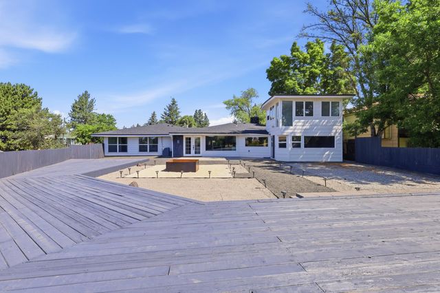 1627 W Courtland Ave, Spokane, WA 99205