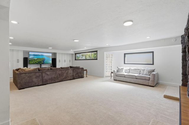 1627 W Courtland Ave, Spokane, WA 99205
