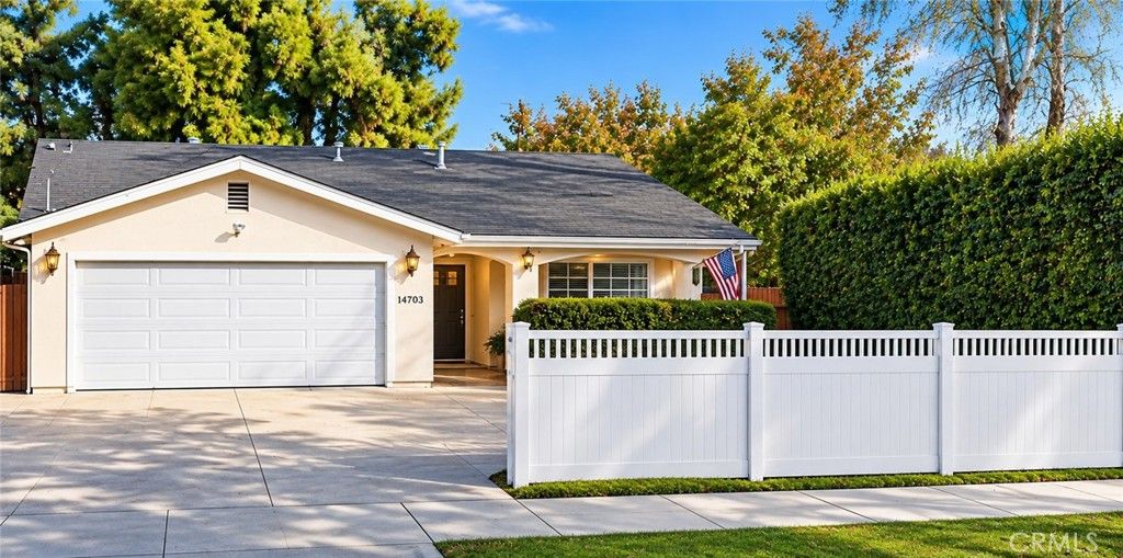 14703 Archwood, Van Nuys, CA 91405 — exterior