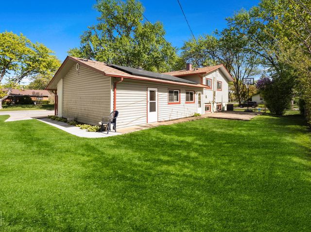 940 Washington Boulevard, Hoffman Estates, IL 60169