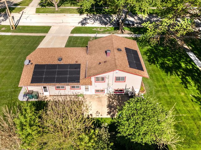 940 Washington Boulevard, Hoffman Estates, IL 60169