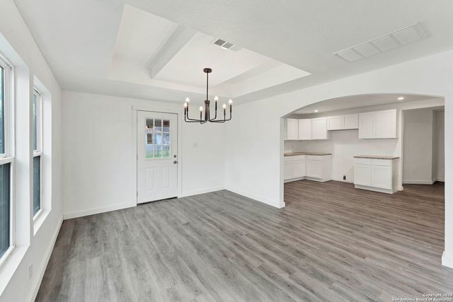 414 N Ellis St, Seguin, TX 78155