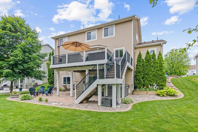 1821 Foothill Trail, Shakopee, MN 55379