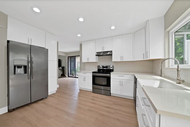 3042 Scott Drive, Rowlett, TX 75088