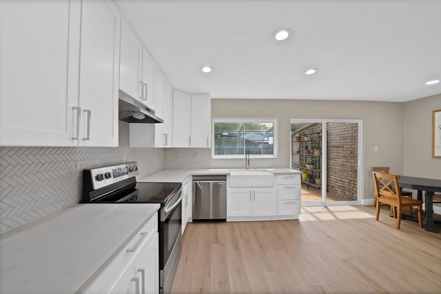 3042 Scott Drive, Rowlett, TX 75088
