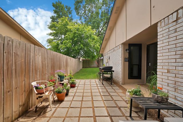 3042 Scott Drive, Rowlett, TX 75088