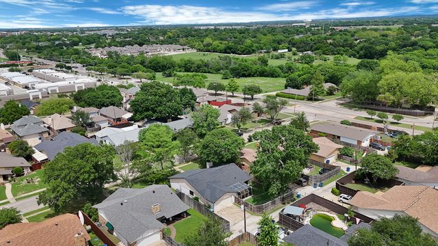 3042 Scott Drive, Rowlett, TX 75088