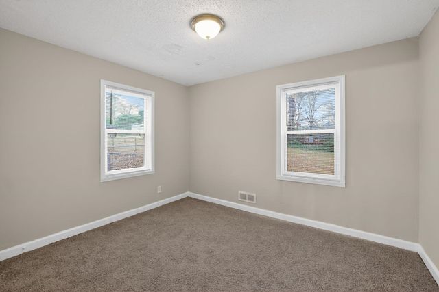 325 Merideth Circle, Spartanburg, SC 29306