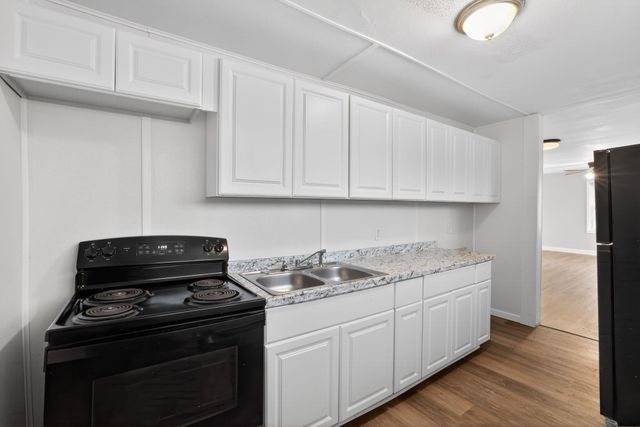 325 Merideth Circle, Spartanburg, SC 29306