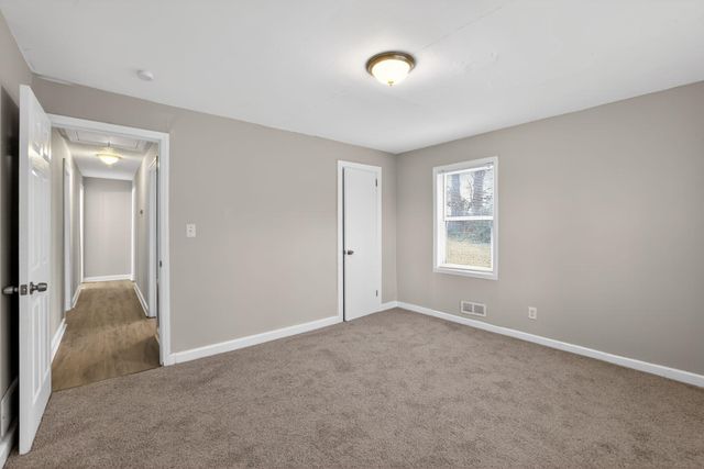 325 Merideth Circle, Spartanburg, SC 29306