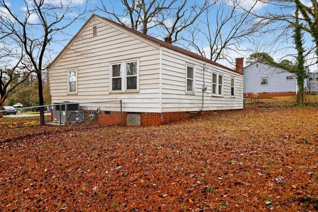 325 Merideth Circle, Spartanburg, SC 29306