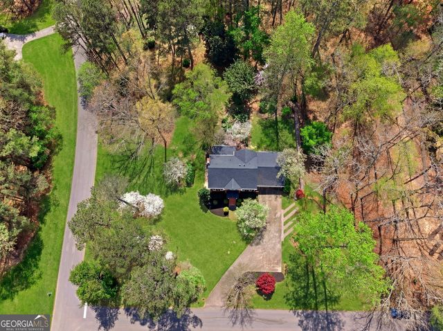 104 Crabapple Springs Drive, Woodstock, GA 30188