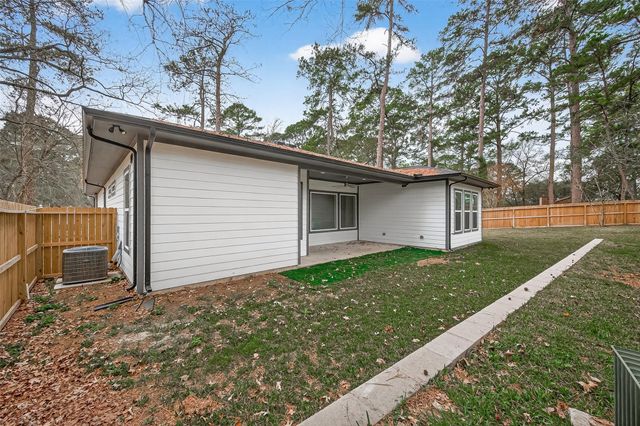 14036 Monterrey Circle, Willis, TX 77318