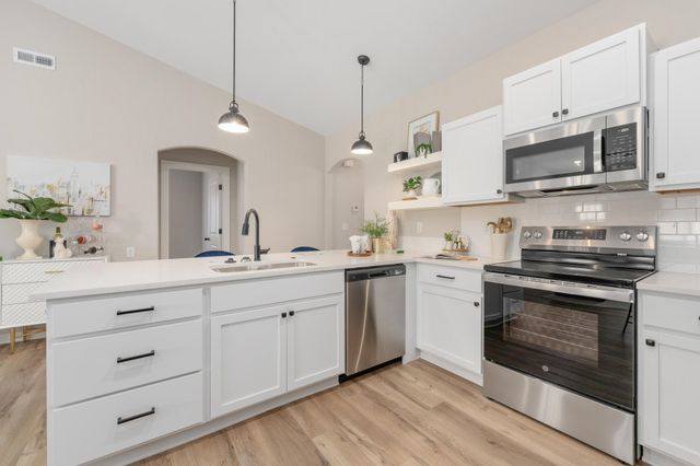 12170 W Rosemary St, Maize, KS 67223