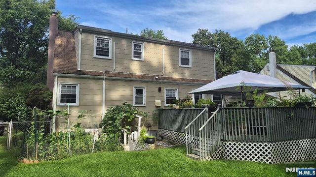 736 7th Avenue, River Edge, NJ 07661