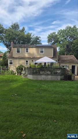 736 7th Avenue, River Edge, NJ 07661