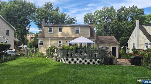 736 7th Avenue, River Edge, NJ 07661