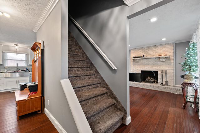 45 Hillcrest Drive, Kenova, WV 25530